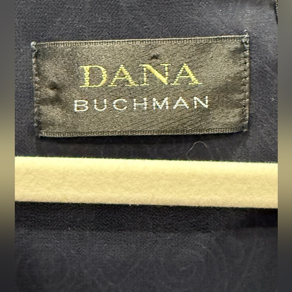 Dana Buchman Women’s Size 6 100% Silk Wrap Blouse EUC - Picture 2 of 5